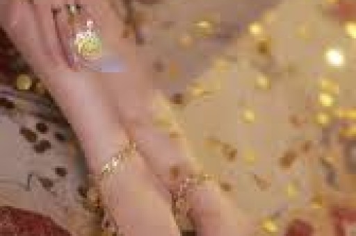曾自称“覃海洋未婚妻”网红被指诈骗或达数亿警方回应
